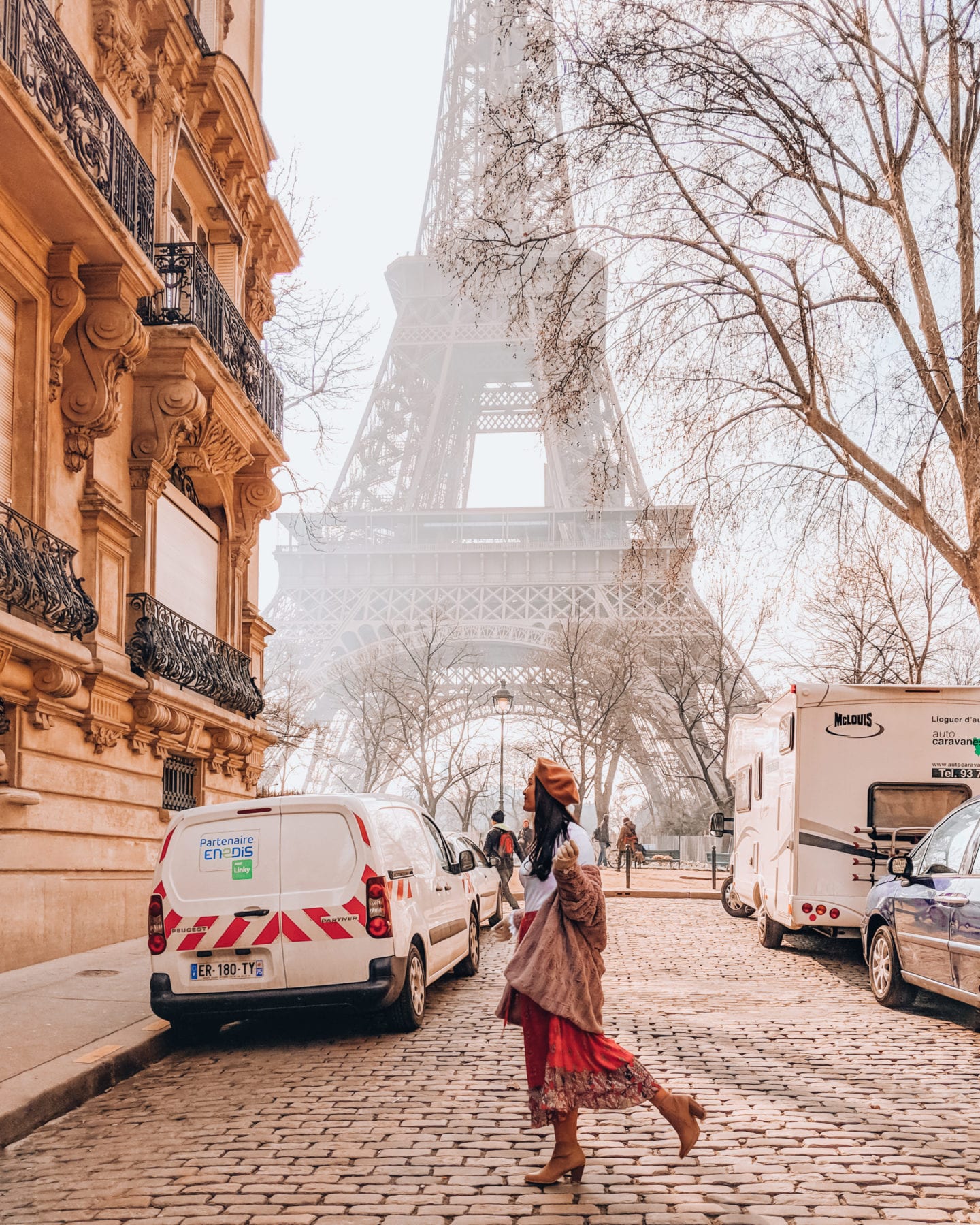 Paris Winter Fashion Guide + 20 Tips on What to Wear When It's
