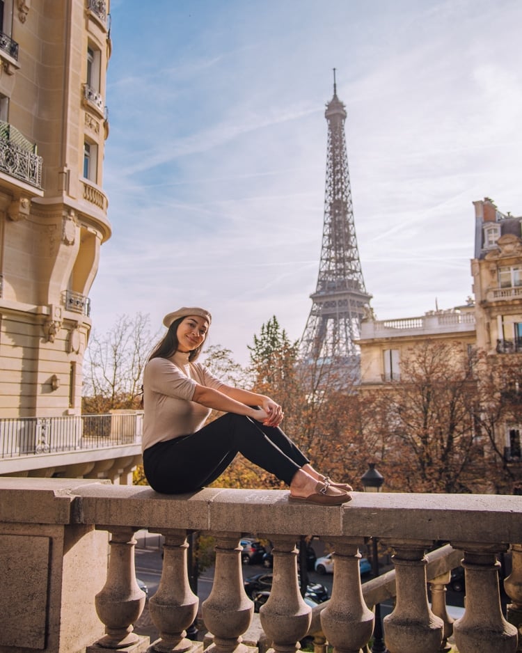 BEST OUTDOOR LOCATIONS FOR PREWEDDING PHOTO SHOOTS IN PARIS